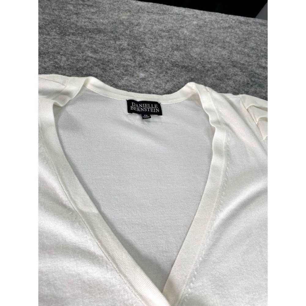 Danielle Bernstein White Cropped Light Weight Cardigan Sz 1X NEW - Picture 9 of 10